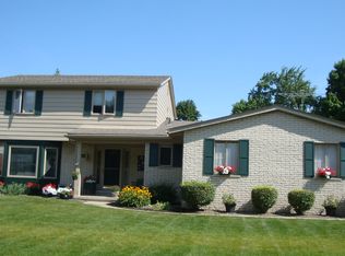18651 Williams Ct, Livonia, MI 48152