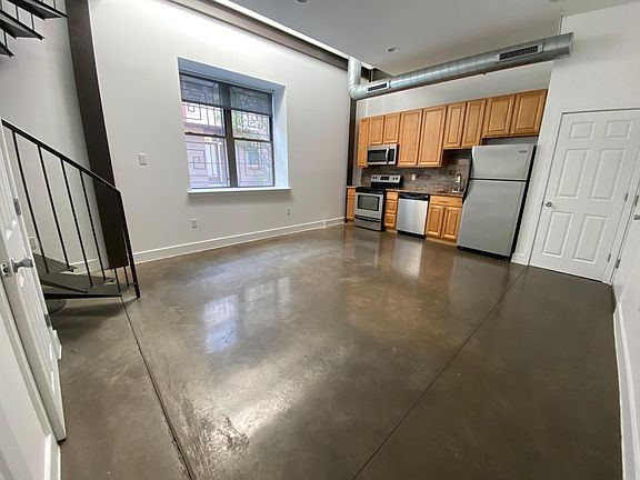 3rd image of 190 W Berks St #6F