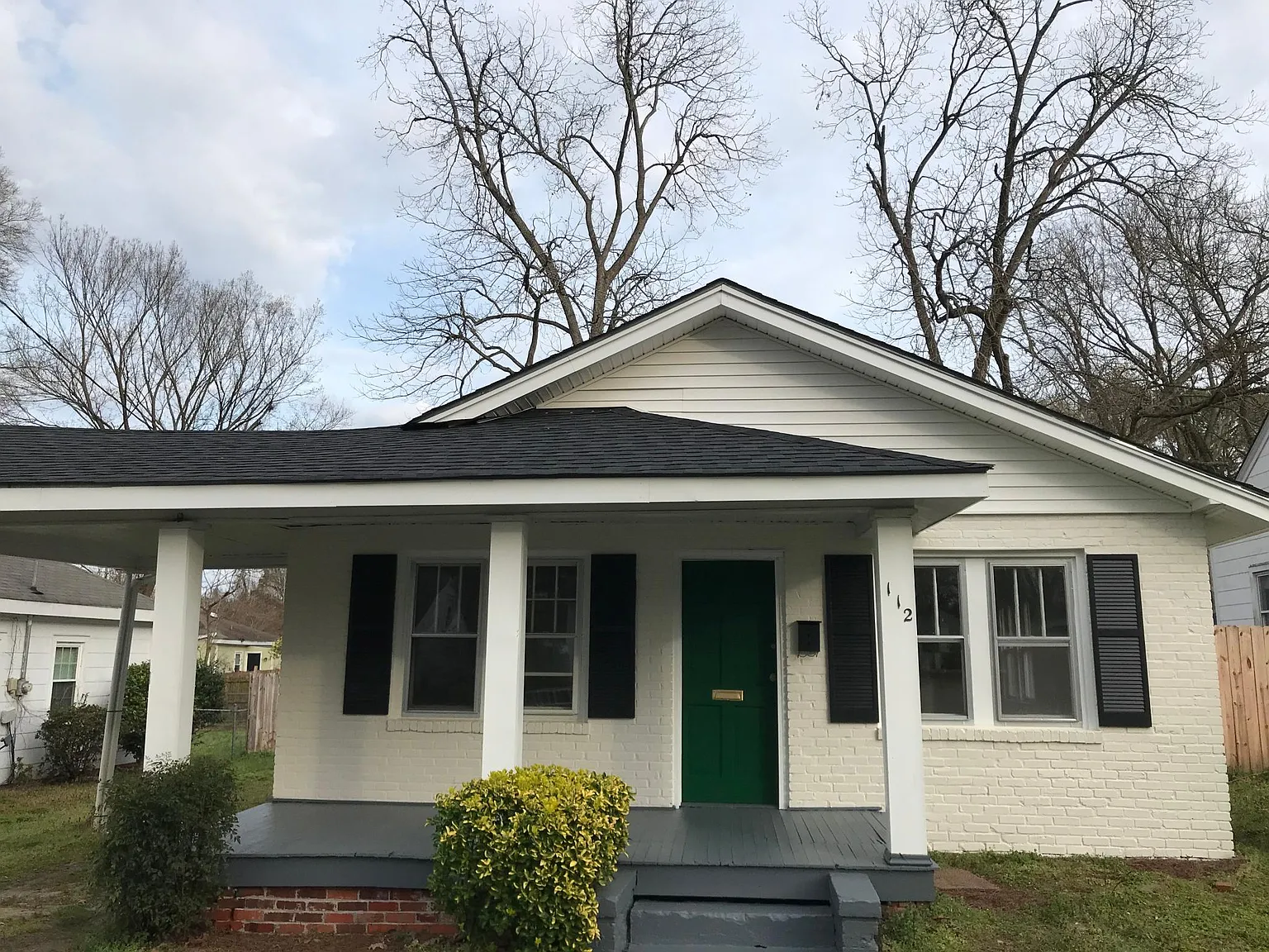 112 N Summit St — Photo 1