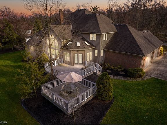 3rd image of 32515 Brighton Park Blvd