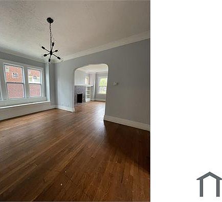 3rd image of 2137 Lakewood St #2137