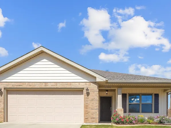 2382 Bentley Oaks Dr, Cantonment, FL 32533