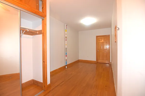 Rented by Triplemint | media 11