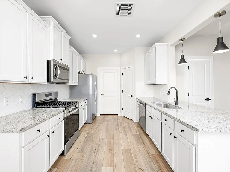 3004 Seaside Cove Ct — Photo 9
