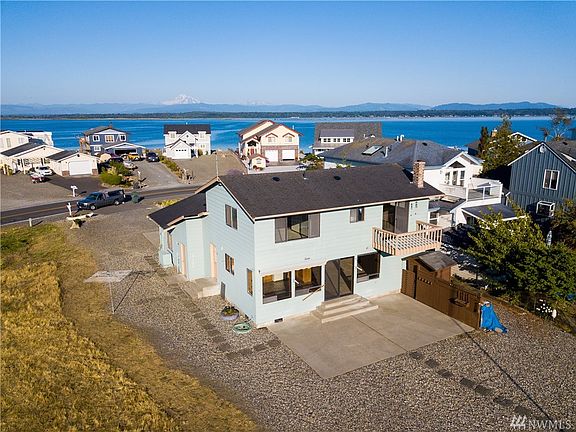 4th image of 4045 Saltspring Dr