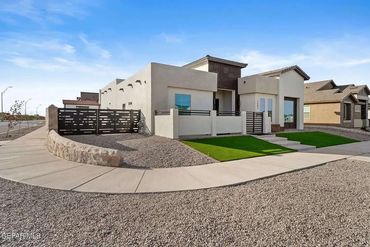 Building Photo - 2601 Mike Price Dr