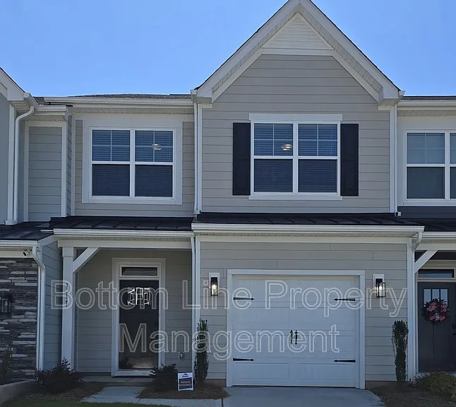 111 Viburnum Rd — Photo 1