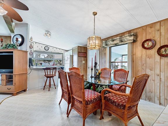 5th image of 741 Summersea Ct