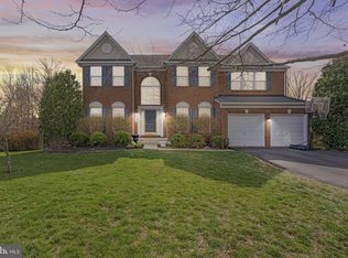 22170 Winter Lake Ct, Ashburn, VA