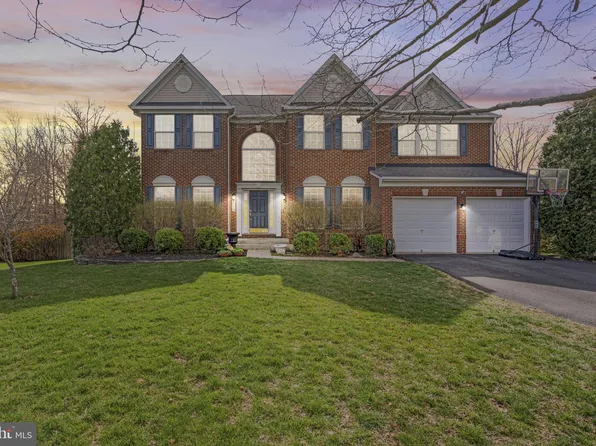 22170 Winter Lake Ct, Ashburn, VA 20148