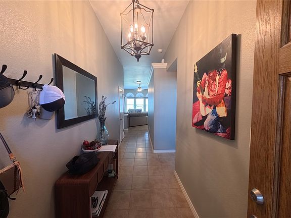 3rd image of 3805 Los Arroyos Dr