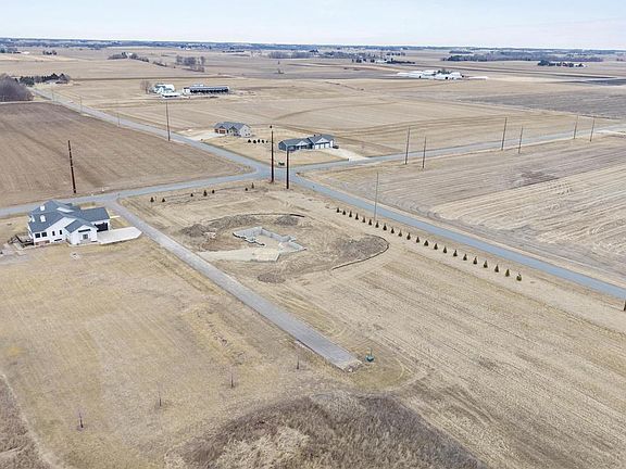 5th image of 2981 Muller Road