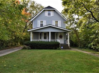 360 Columbus St, Bedford, OH 44146