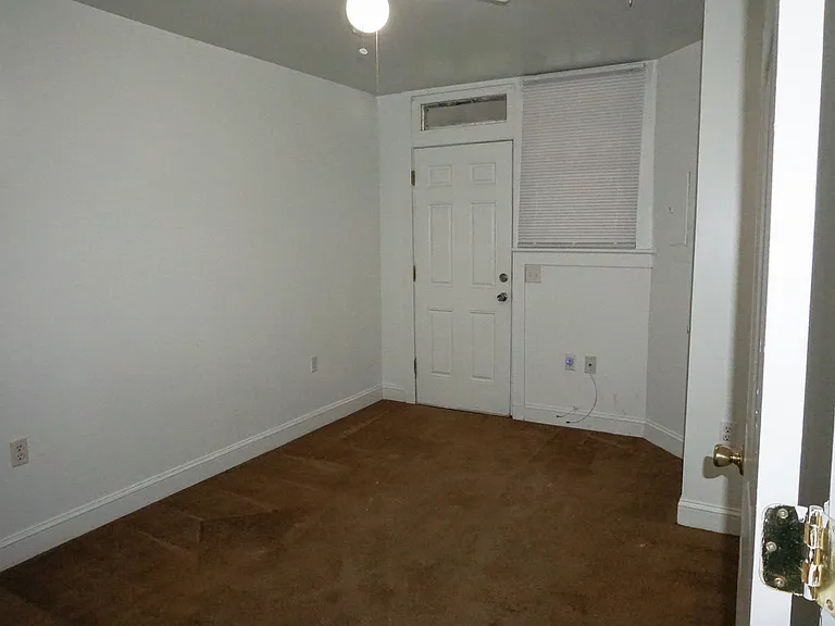 407 Gilmer St #B — Photo 10