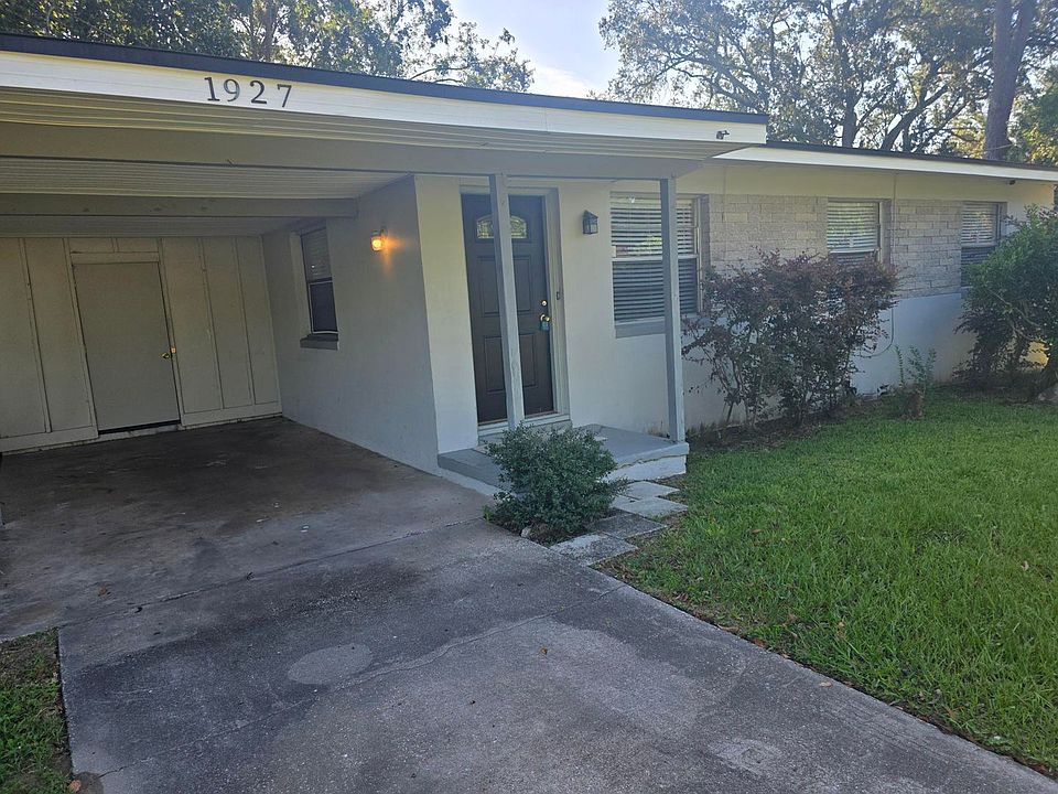 1st image of 1927 Delaroche Dr E