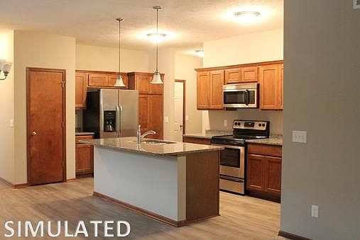 3rd image of 5410 Grand Oaks Pl