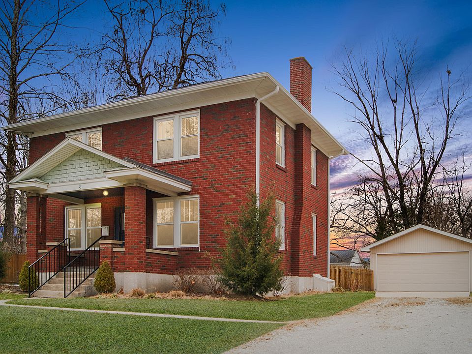 1st image of 8 Westwood Ave