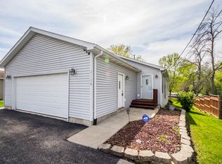 35496 N Wilson Rd, Ingleside, IL 60041