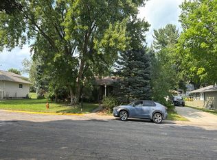 1678 W 6th St, Winona, MN 55987