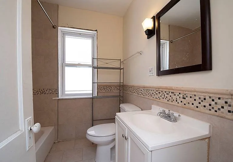 4825 N Sawyer Ave #2 — Photo 12
