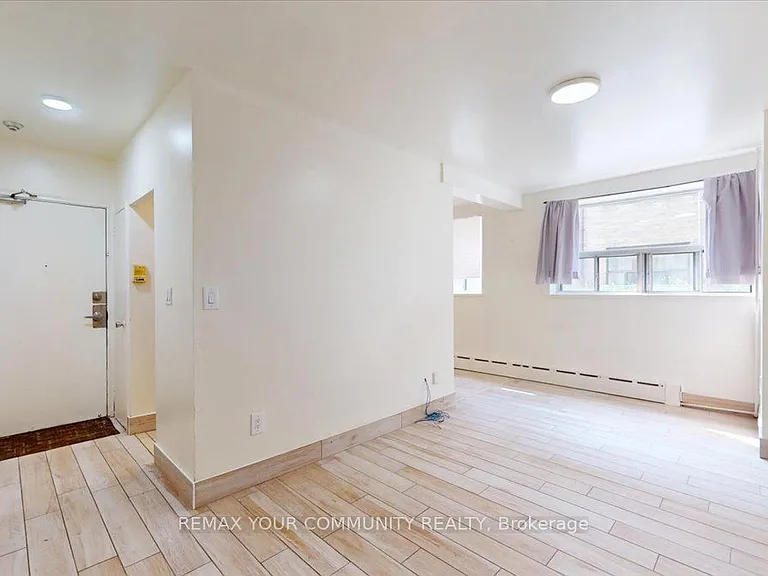 2645 Keele St #1A — Photo 10