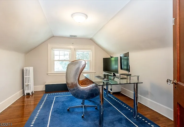 242 Forest Ave — Photo 36