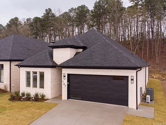 2nd image of 147 Kinley Loop