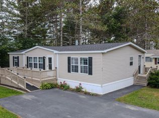 17 A St, Bangor, ME 04401