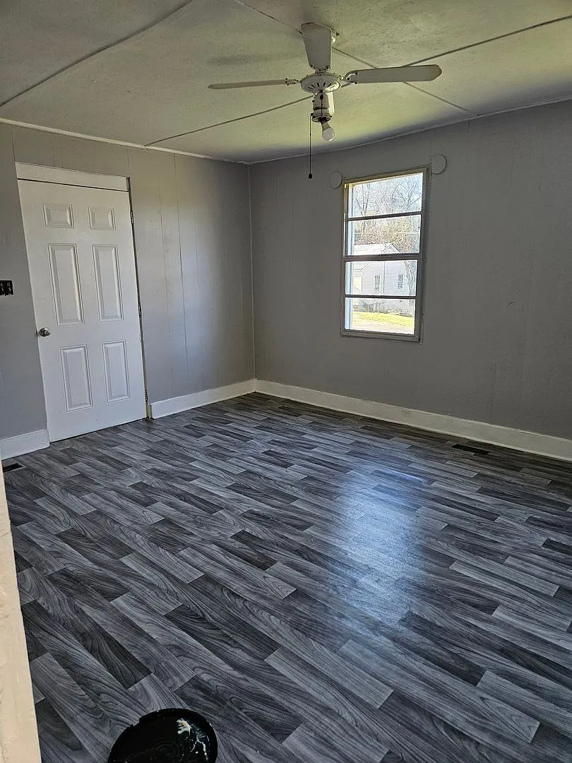 806 Woodland St. — Photo 2