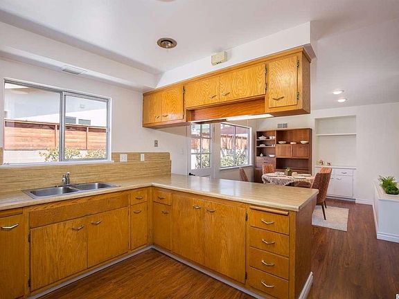 4th image of 4630 Marwood Dr