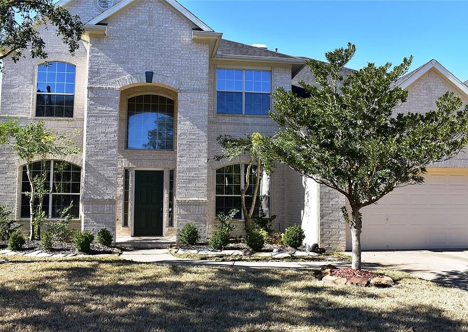 1st image of 15823 Cypress Hall Dr