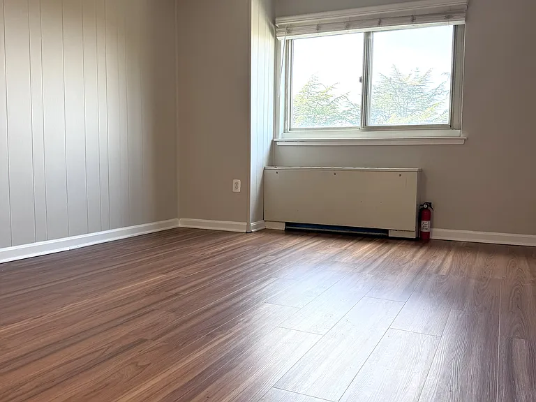 1225 Martha Custis Dr #404 — Photo 3