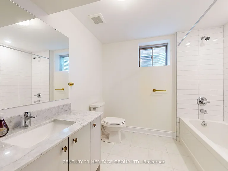 1409 Blackmore St — Photo 30