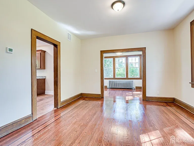 338 Buckelew Ave — Photo 5