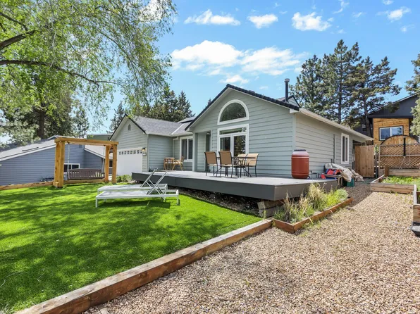 2807 NE Lotno Dr, Bend, OR 97701