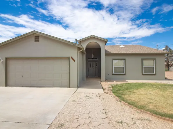 6655 Reynolds Dr, Las Cruces, NM 88011