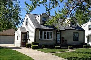 1st image of 57 Stoneleigh Ave