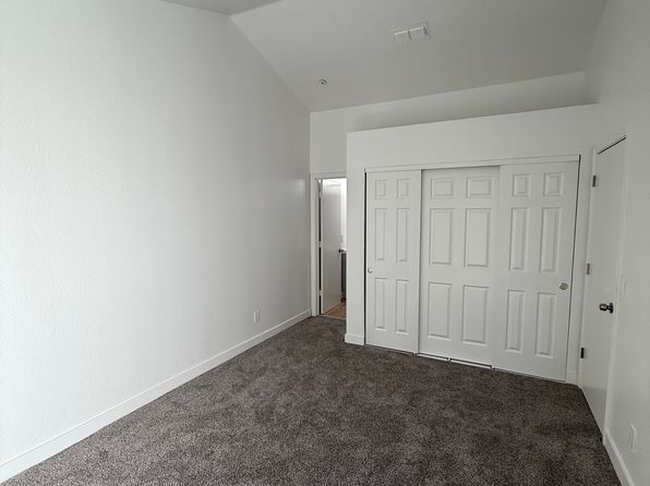 79 Golden Gate Cir