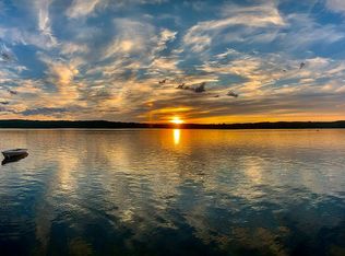 76 Cove Rd, Auburn, ME 04210