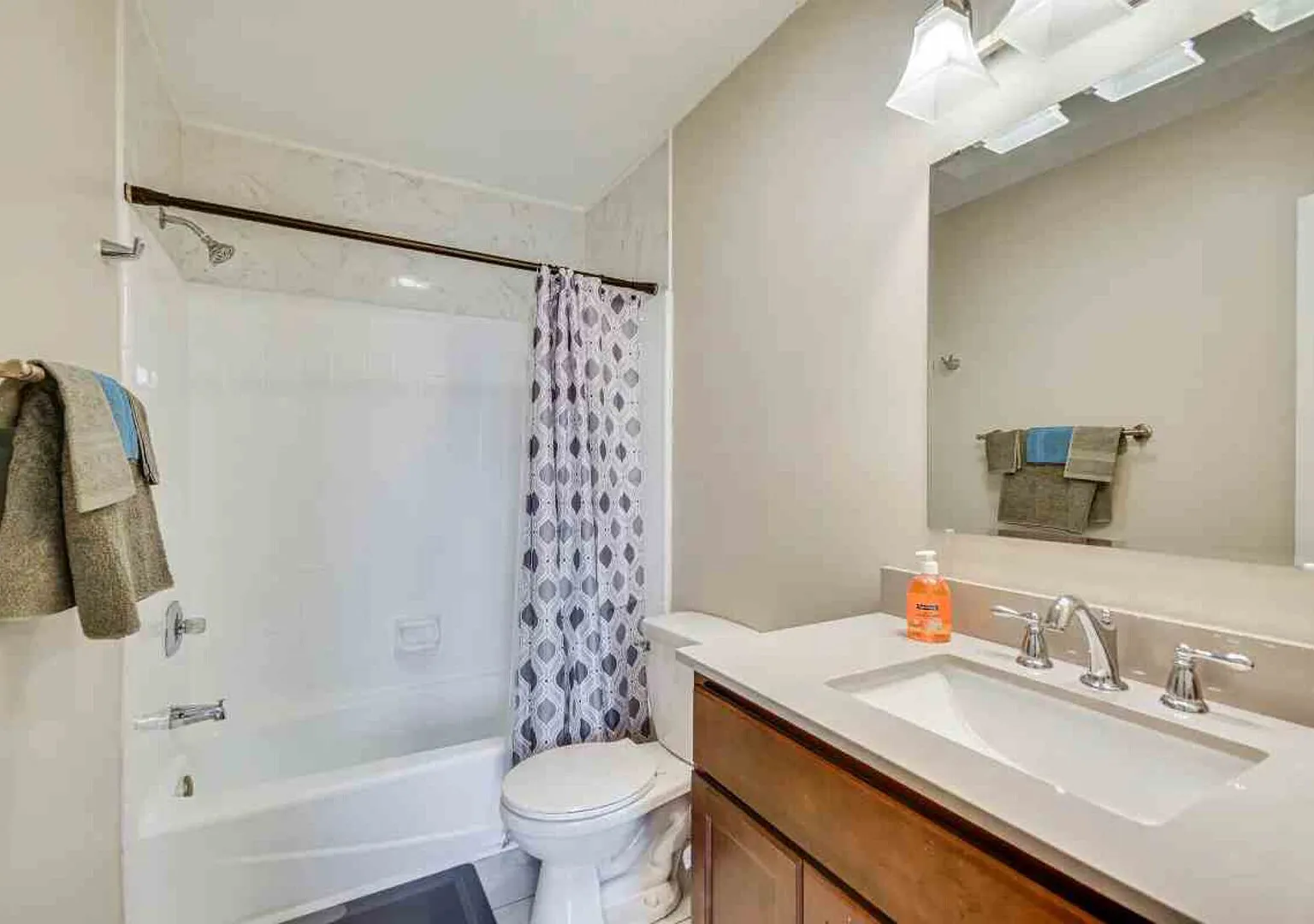 Comfortable Living - Cypress — Photo 3