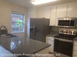 698 Montclair Dr, Santa Rosa, CA 95409