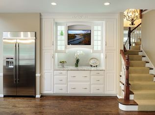 1800 Aston Way, Chesterfield, MO 63005