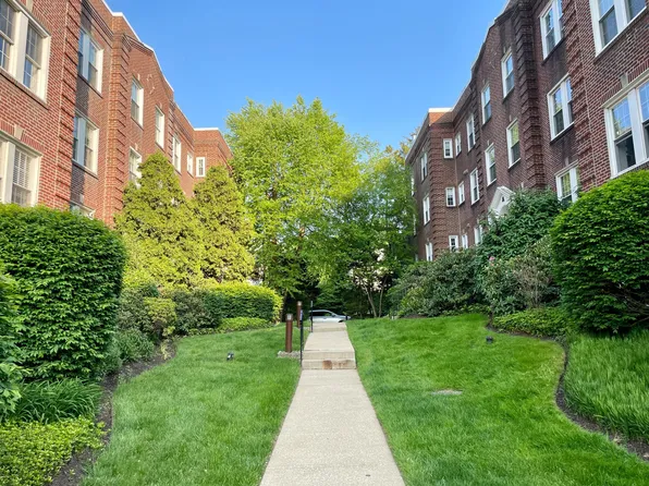 104 Woodside Rd APT A201, Haverford, PA 19041