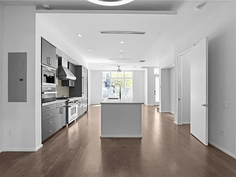785 Piedmont Ave NE #E — Photo 13