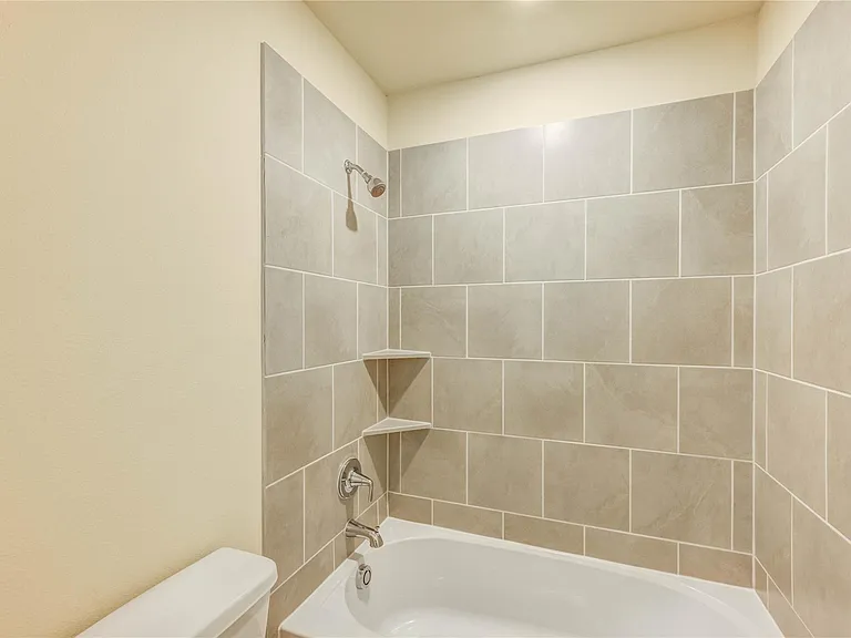 21526 George Wayne Way — Photo 45