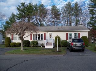 31 High Pond Dr, Bridgewater, MA 02324