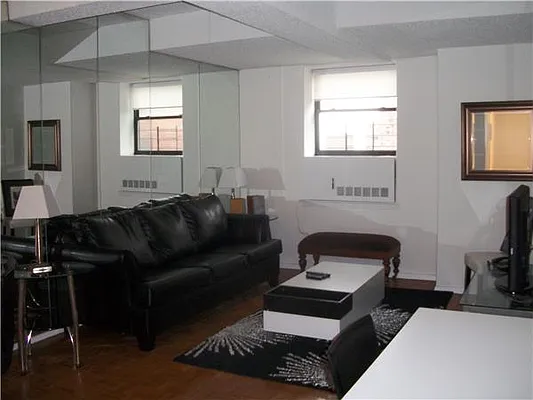 Rented by Empire State Properties | media 21