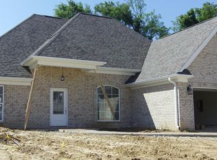 3736 E Dawnwood Cir, Southaven, MS 38672