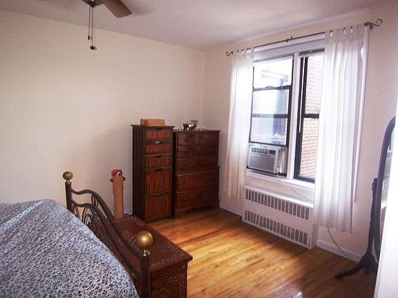 5th image of 14905 79th Ave APT 517