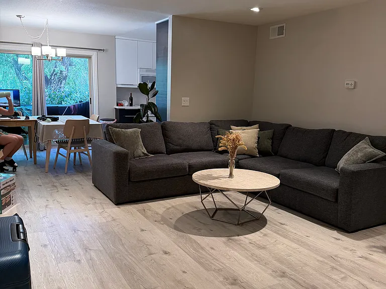 140 Walnut Ave #2C — Photo 16